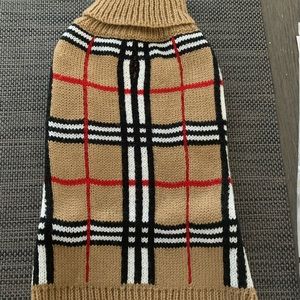 Dog sweater for small dog about 7-12 lbs
